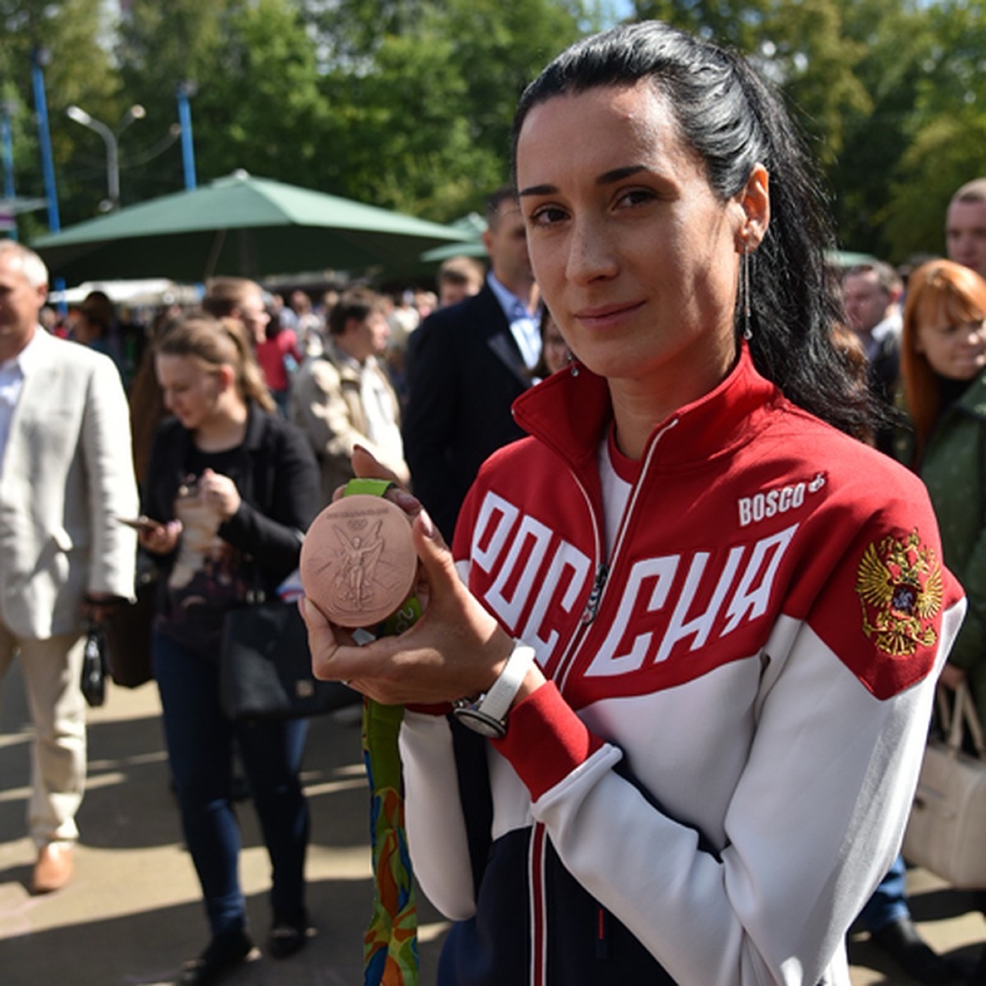 Любовь Шутова с бронзовой медалью Олимпийских игр
