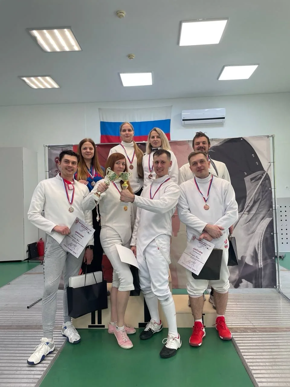 Спортсмены между встречами турнира